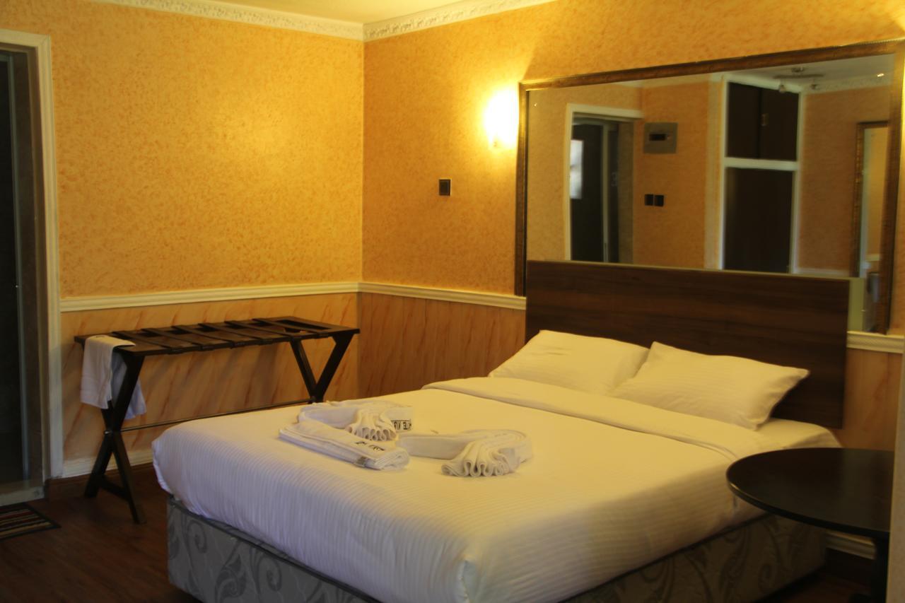 Kunste Hotel Nakuru Bagian luar foto