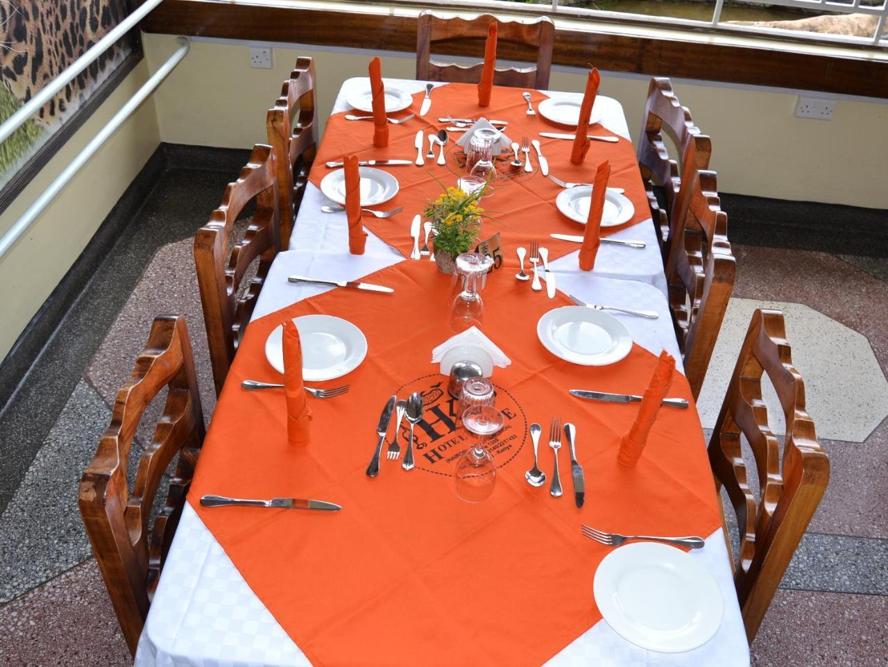 Kunste Hotel Nakuru Bagian luar foto