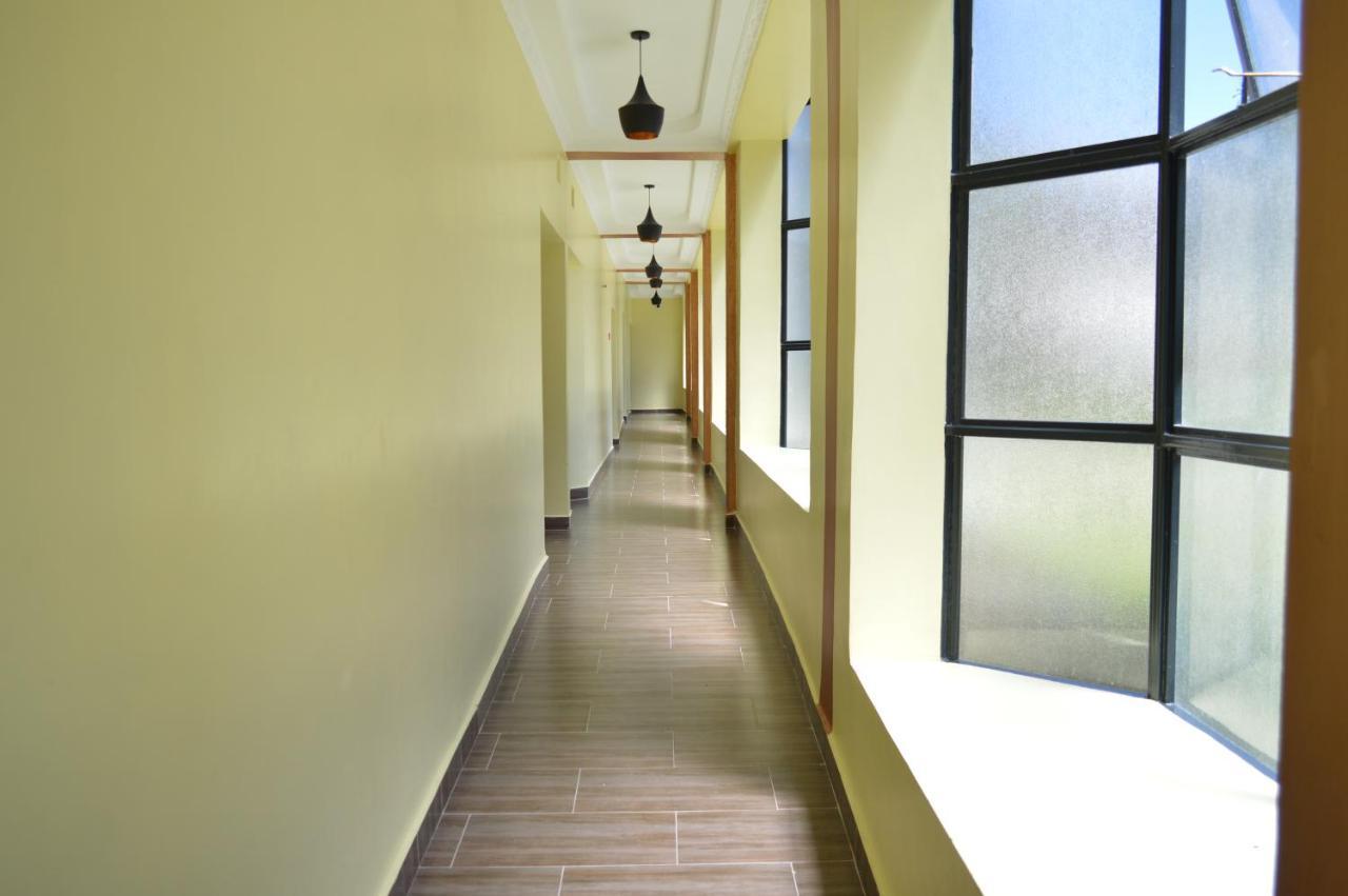 Kunste Hotel Nakuru Bagian luar foto
